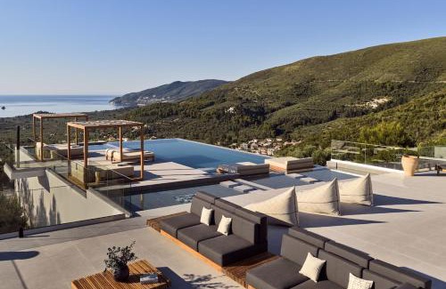 Pantokratoras Villa | Marisia Luxury Villa, An Acre of Endless Blue