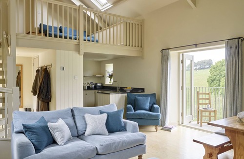 Totnes Cottage | MARISTOW COTTAGE, luxury holiday cottage, with pool in Cornworthy