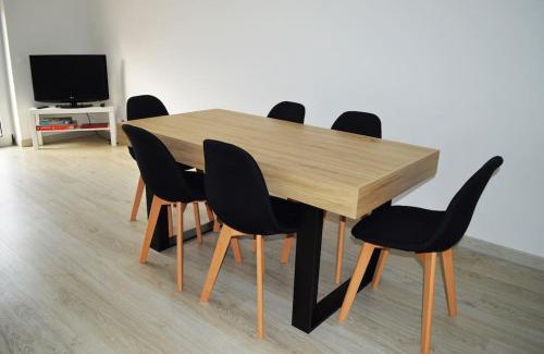 Vila Praia de Ancora Apartment | Market Apartment - VPA