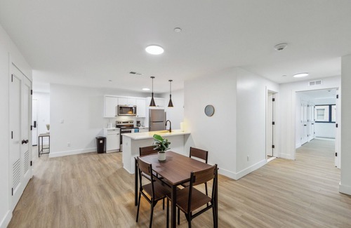 Downtown Wilmington Apartment | Market view Residence 502 Spacious 2 Bed 2 Bth