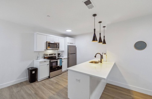 Downtown Wilmington Apartment | Market view Residence 502 Spacious 2 Bed 2 Bth