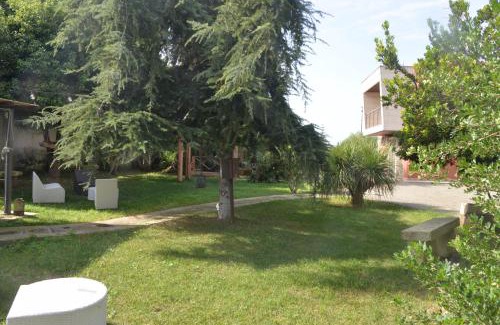 Aradeo Villa | Marlù Luxury Rooms Pool and Garden