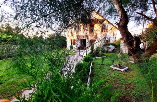 Anaklia House | marleani