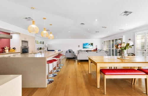 Patonga House | Marley's Retreat By Coast Holidays
