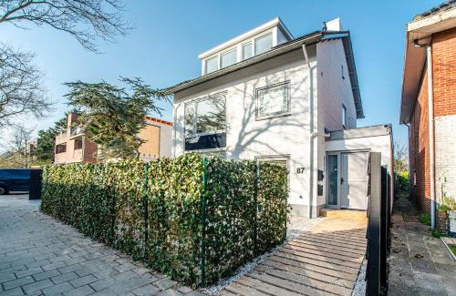Zandvoort Apartment | Marley’s Beachhouse - Luxury Apartment with garden