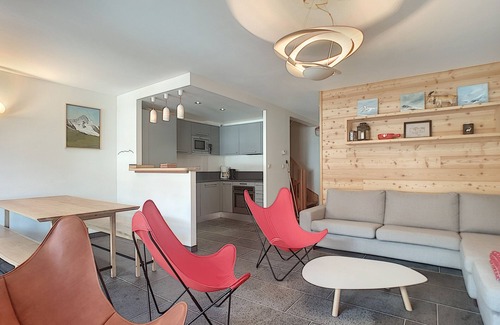 Vallouise-Pelvoux Apartment | Marmottons - Pelvoux: beautiful modern apartment