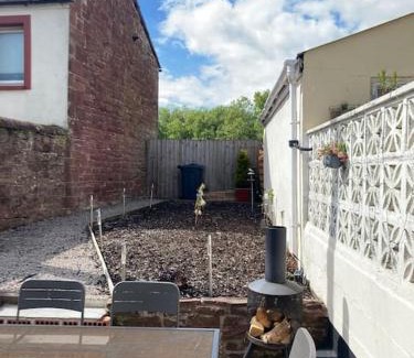 Cleator Moor House | Marni’s Cottage - Rural location & fell views