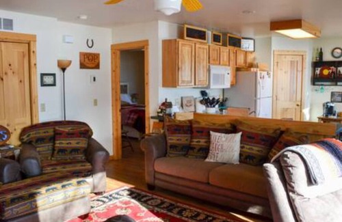 Red Feather Lakes Cabin | Marr's Mountain Cabins - Cabin 1