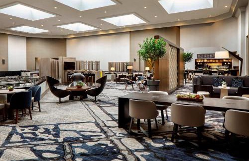 West Chester Hotel | Marriott Cincinnati North