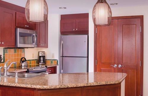 Ko Olina Condo | Marriott Ko Olina Beach Club - On The Beach- Family Friendly