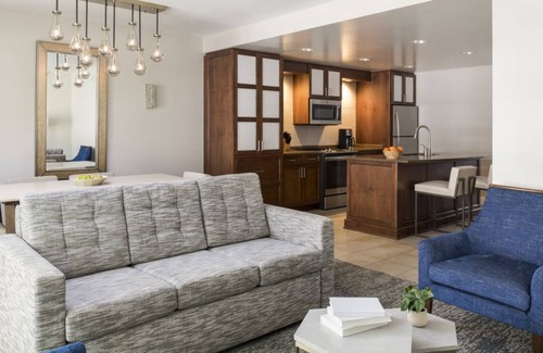 Florida Central Atlantic Coast Condo | Marriott Lakeshore Reserve | Two 2BR/2BA Villas