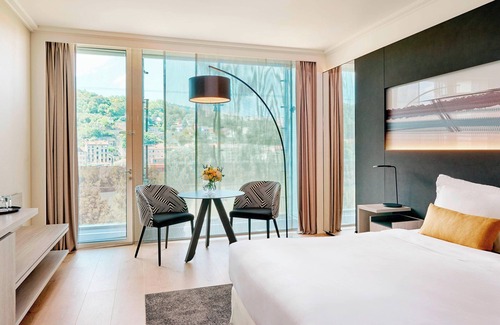 6th Arrondissement Hotel | Marriott Lyon Cité Internationale