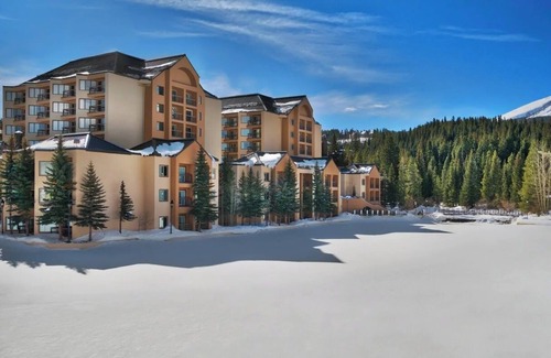 Peak 9 Villa | Marriott Mountain Valley Lodge at Breckenridge full resort access