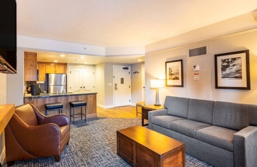 Elk Point Condo | Marriott's Timber Lodge - Spacious 2 Bedroom