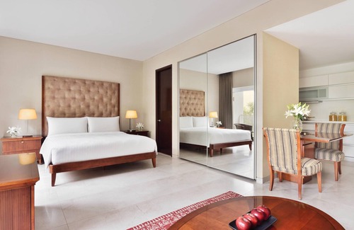 Mundhwa Hotel | Marriott Suites Pune