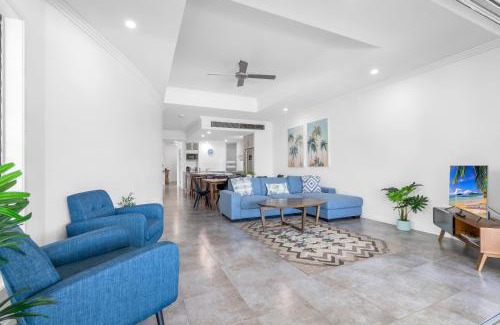 Palm Cove Apartment | Marron at Island Views—Beachfront Boutique Bliss