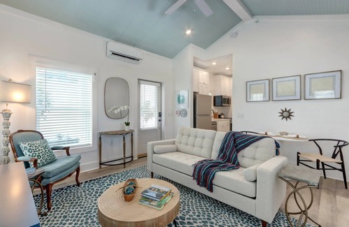 Thunderbolt Cottage | Marsh Hen Den - 5 Min to SAV/15 to Beach by Lucky Savanah