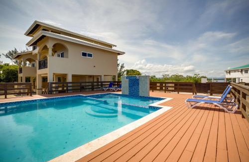 Plantation Villa | Marsh Madness