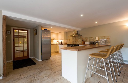 Sudbourne Ski Chalet | Marshlands - Seven Bedroom Barn, Sleeps 16 with hot tub