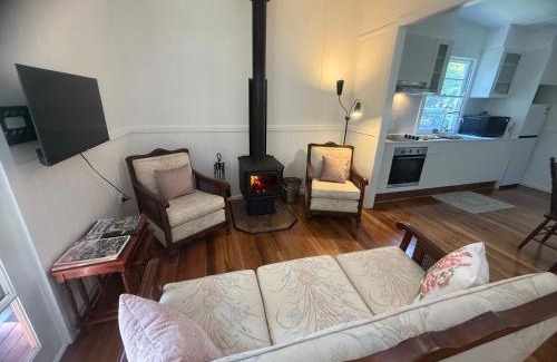 Wyberba House | Martali Cottage