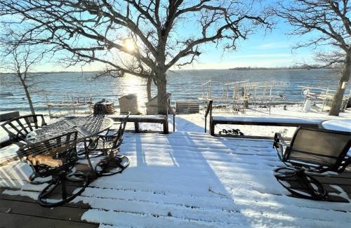 Spirit Lake Villa | Martha Yarns Beach Cabin on Big Spirit