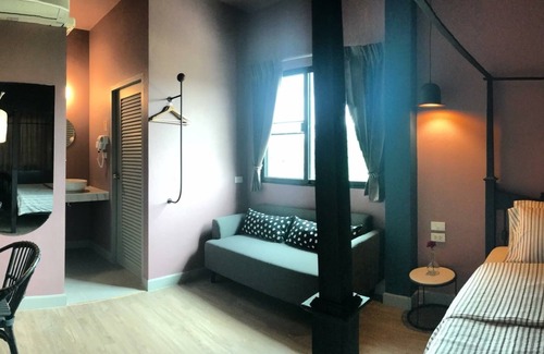 Wiang Nuea Hotel | Martin Place