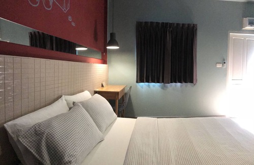 Wiang Nuea Hotel | Martin Place