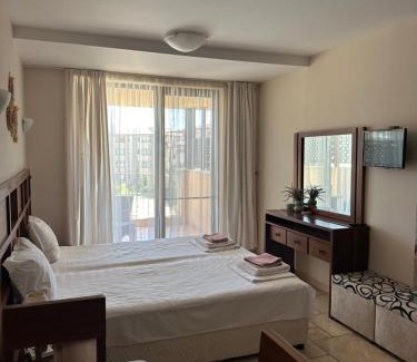 Topola Apartment | MARTINA Apartment KALIAKRIA RESORT