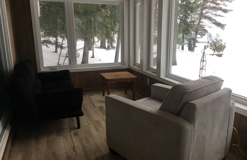 Minden House | Marvellous Horseshoe Lake House