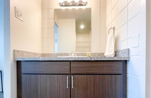Walnut Hills Apartment | ★Marvelous 1BD/1BA + Gym - Downtown Cincinnati★