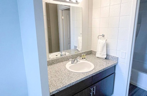 Walnut Hills Apartment | ★Marvelous 1BD/1BA + Gym - Downtown Cincinnati★