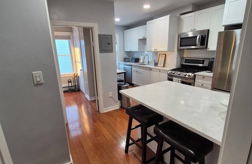 D Street - West Broadway Condo | Marvelous 2-bedroom condo in South Boston with Private Parking