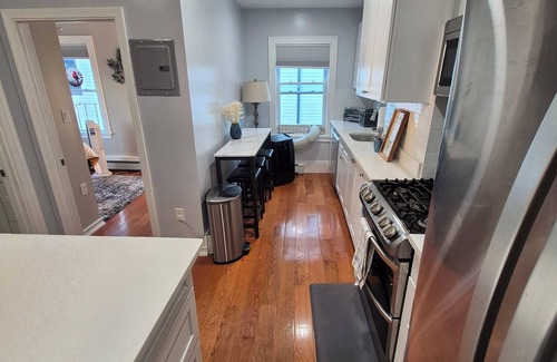 D Street - West Broadway Condo | Marvelous 2-bedroom condo in South Boston with Private Parking