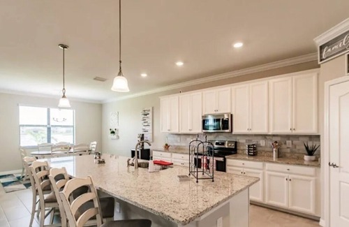 River Hall House | Marvelous executive home in a gated community with resort style amenities.