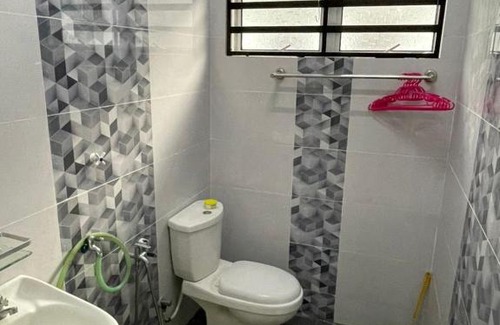 Desa Manjung Raya House | Maryam Homestay Lumut