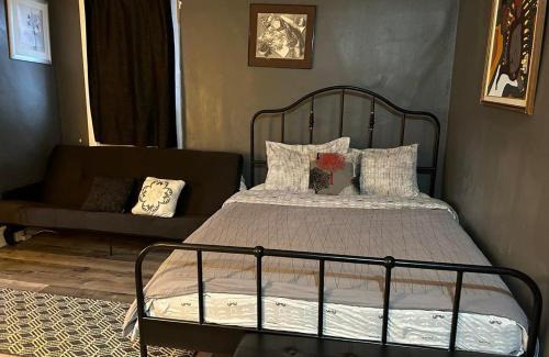 Winnipeg Apartment | Maryland Homestay in Winnpeg downtown