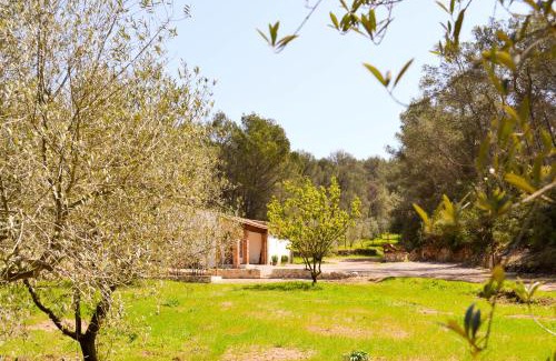 Canyelles House | Masía Les Pasoles