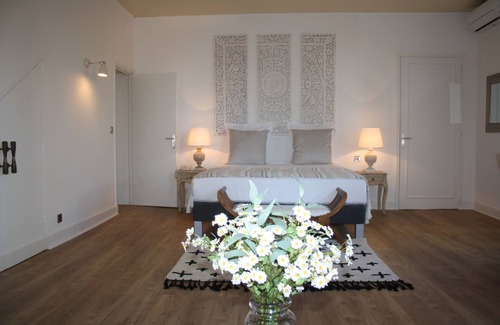 Salon-de-Provence Hotel | Mas Angelussi - Le Clos du Soleil