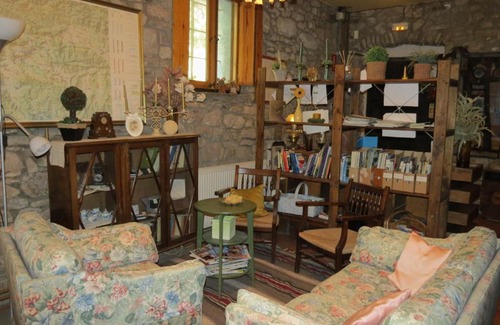 Sant Joan les Fonts House | Mas Colom