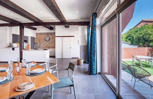 Claira House | Mas de caractère, au cœur des vignes et à 10 min des plages
