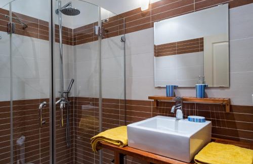 Saint-Genies-de-Comolas Bed & Breakfast | Mas de l'arrivette