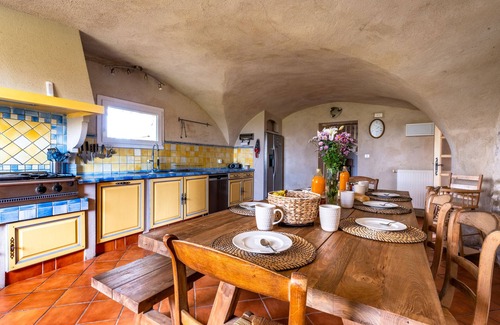 La Batie-Rolland House | Mas des Cyprès