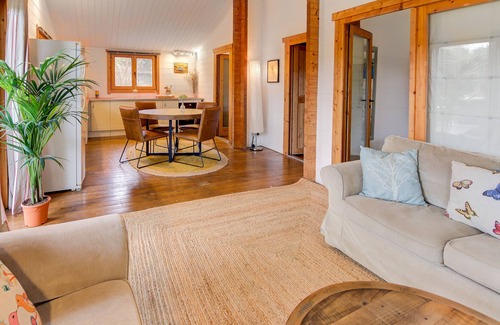 Perpignan House | Mas Des Fleurs - Heated pool - Child friendly gardens - Beach 10mins