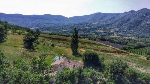Roche-Saint-Secret House | Mas lysis