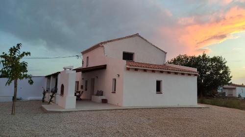 Sant Jaume d'Enveja House | Mas Midó