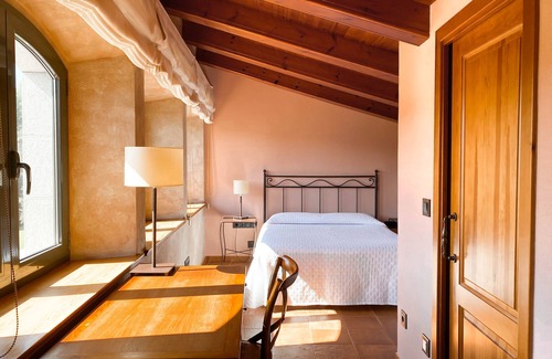 Juia House | Mas Trobat
