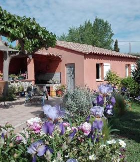 Le Soler Bed & Breakfast | Mas Uranie