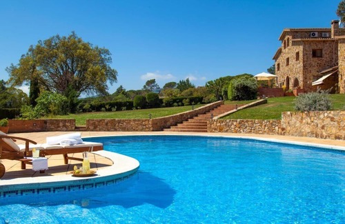 Tordera Villa | Masia Cal Agusti - Pool, Wifi, AC, large garden, own garden