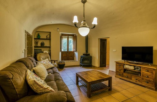 Parlava House | Masia en Rupià con Piscina