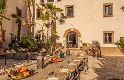 Sant Pere de Ribes Villa | Masia Victoria
